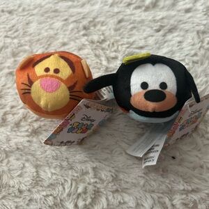 disney tsum tsums!